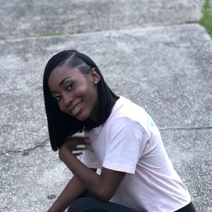 Meet your Posher, Tyjia